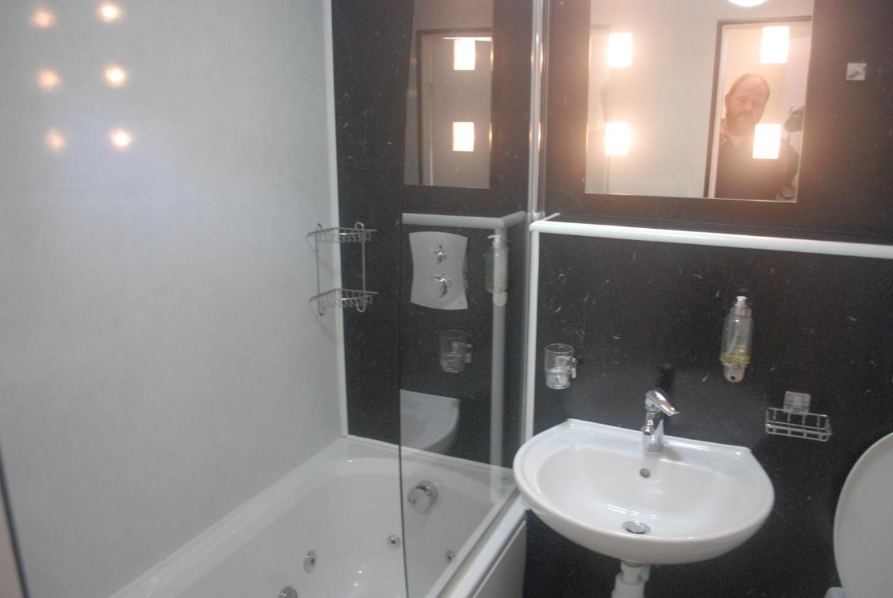 The Radnorshire Arms Hotel Presteigne Luaran gambar